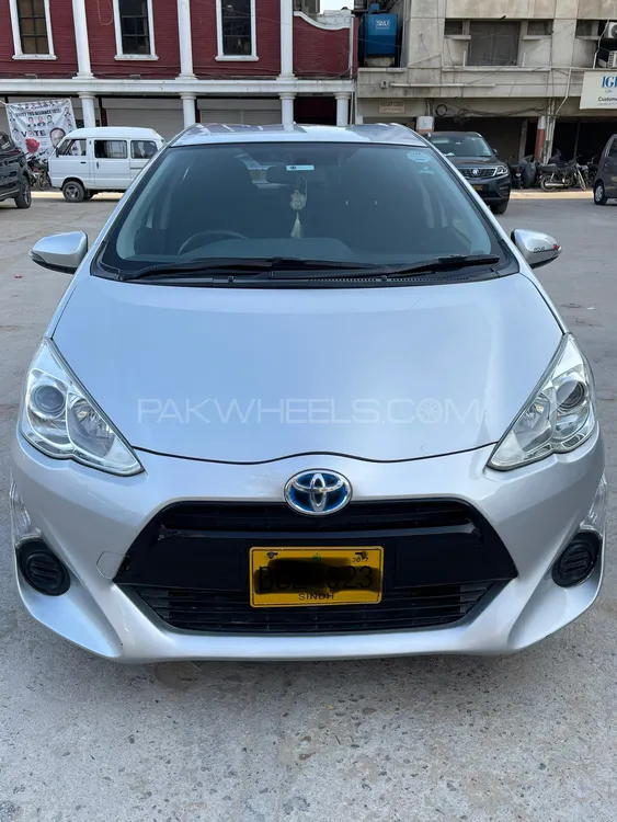 Toyota Aqua 2015 for Sale in Karachi Image-1