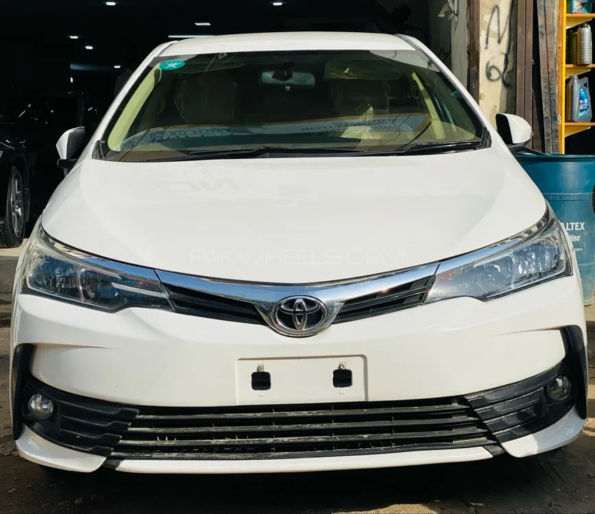 Toyota Corolla 2018 for Sale in Karachi Image-1