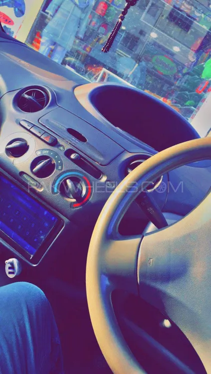 Toyota Vitz 2000 for Sale in Chakwal Image-1