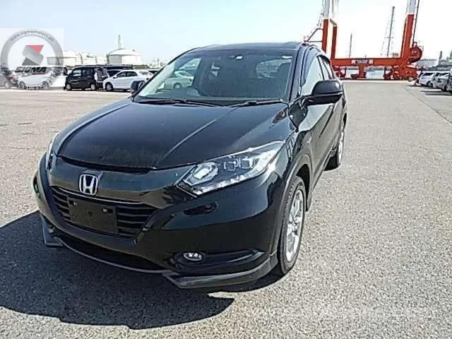 Honda Vezel 2017 for Sale in Lahore Image-1