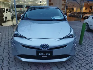 Toyota Prius S 2017 for Sale