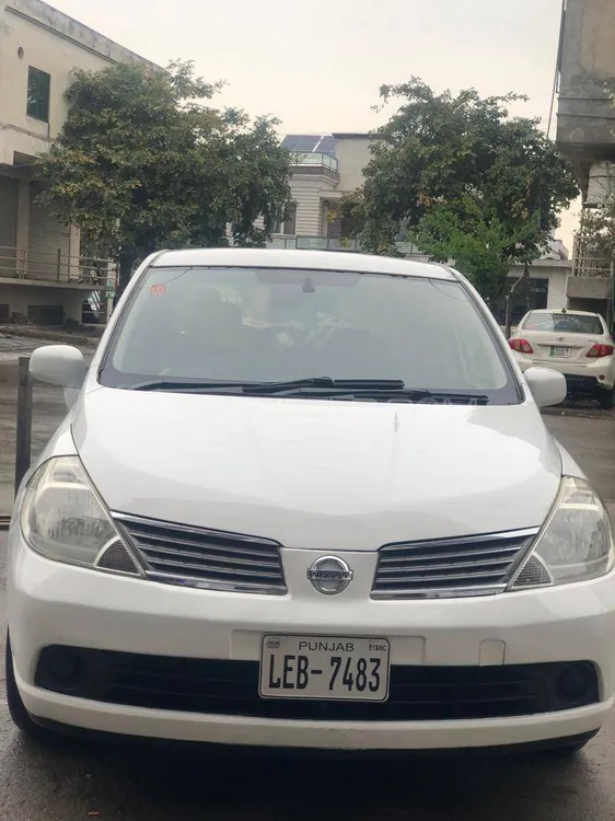 Nissan Tiida 2007 for Sale in Islamabad Image-1