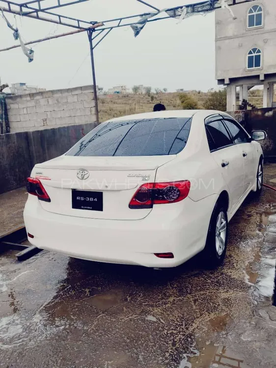 Toyota Corolla 2011 for Sale in Islamabad Image-1