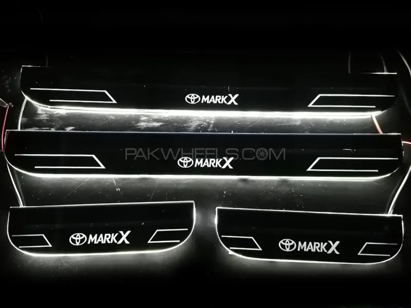 Toyota Mark X Acrylic Door Sill Plates White