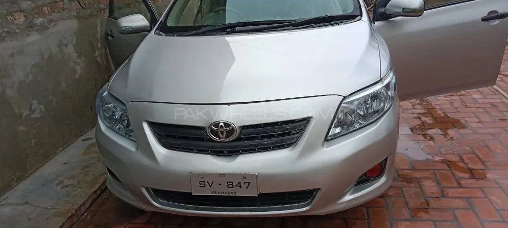 Toyota Corolla 2011 for Sale in Dera ismail khan Image-1