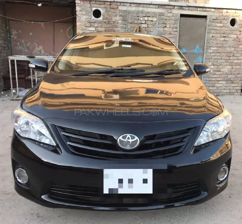 Toyota Corolla 2011 for Sale in Islamabad Image-1