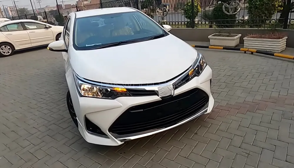 Toyota Corolla 2023 for Sale in Sialkot Image-1