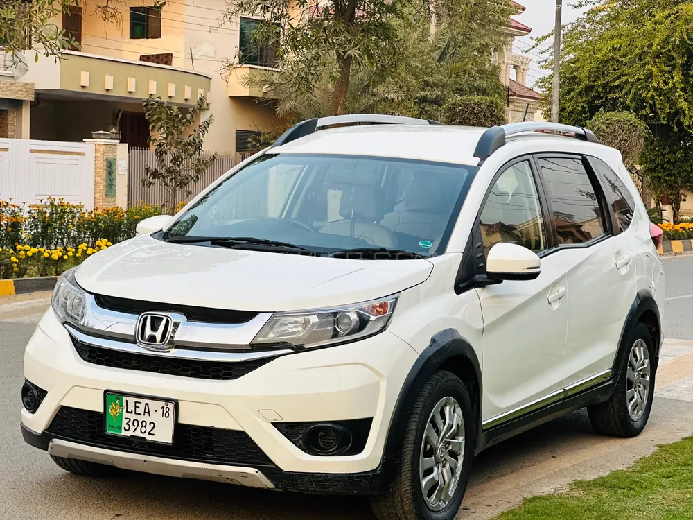 Honda BR-V 2017 for Sale in Lahore Image-1