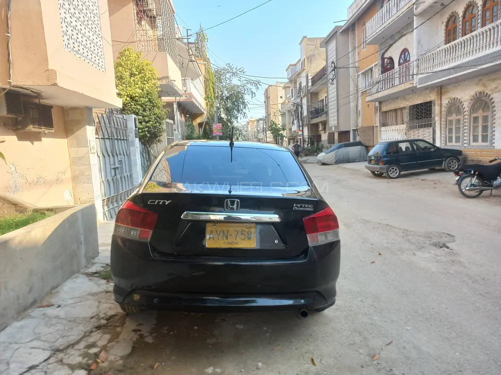 Honda City 2013 for Sale in Karachi Image-1