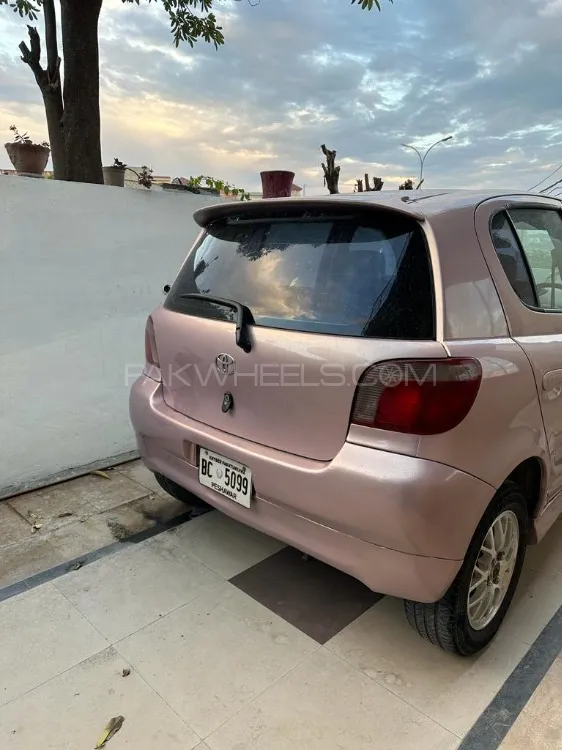 Toyota Vitz 2000 for Sale in Rawalpindi Image-1