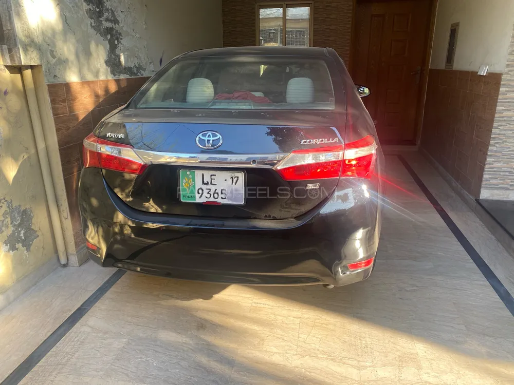 Toyota Corolla 2016 for Sale in Lahore Image-1