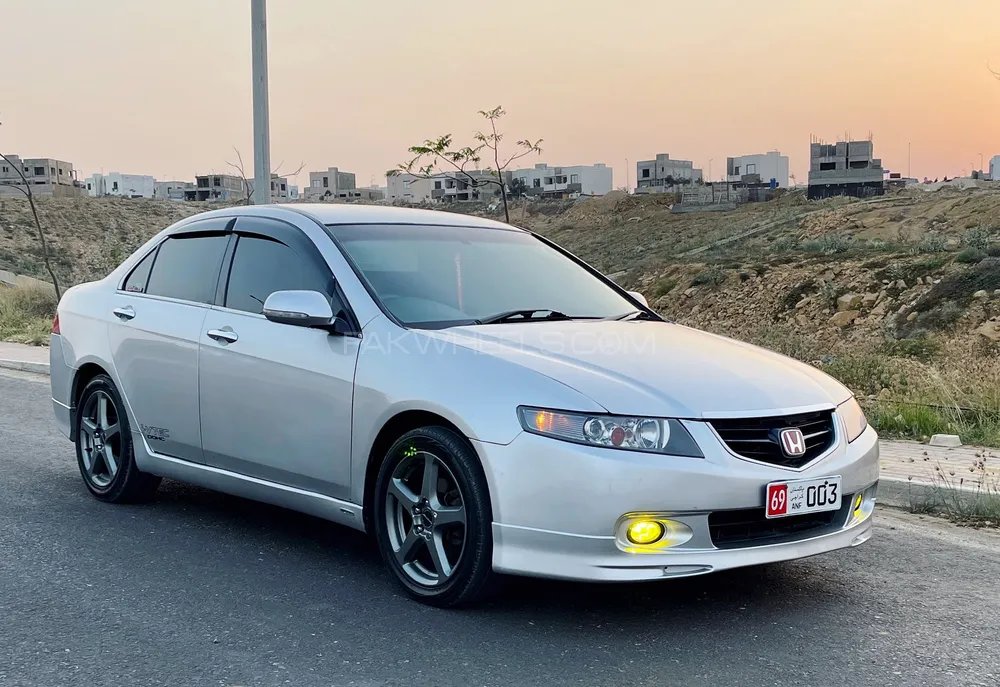 Honda Accord 2004 for Sale in Karachi Image-1