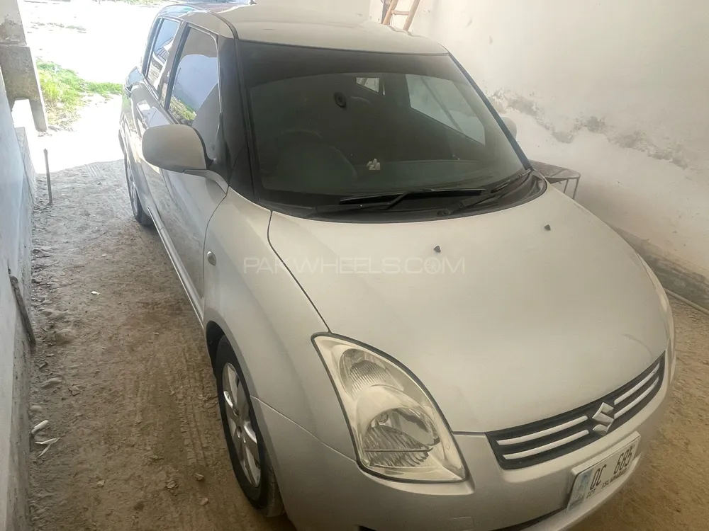 Suzuki Swift 2010 for Sale in Mardan Image-1