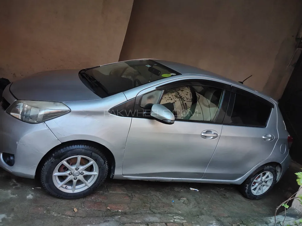 Toyota Vitz 2012 for Sale in Swabi Image-1