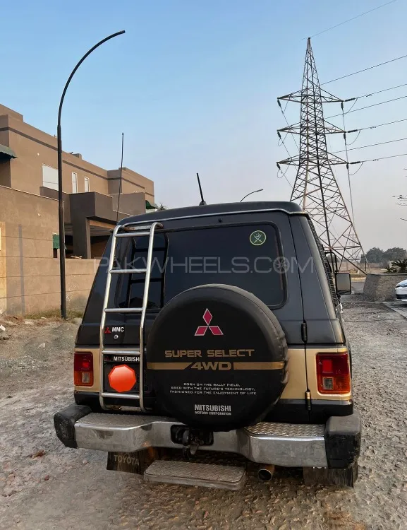 Mitsubishi Pajero 1986 for Sale in Faisalabad Image-1