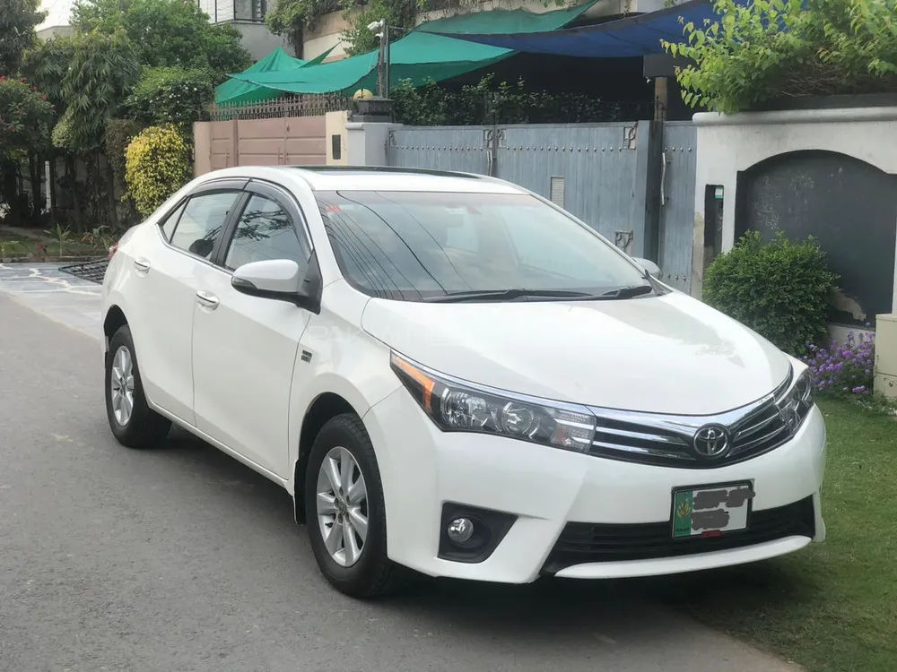 Toyota Corolla 2014 for Sale in Lahore Image-1