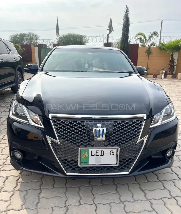 Toyota Crown 2013 for Sale in Gujrat Image-1