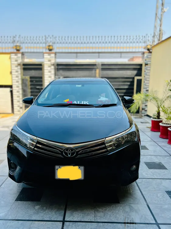 Toyota Corolla 2015 for Sale in Multan Image-1