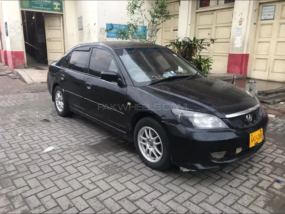 Honda Civic 2006 for Sale in Sialkot Image-1