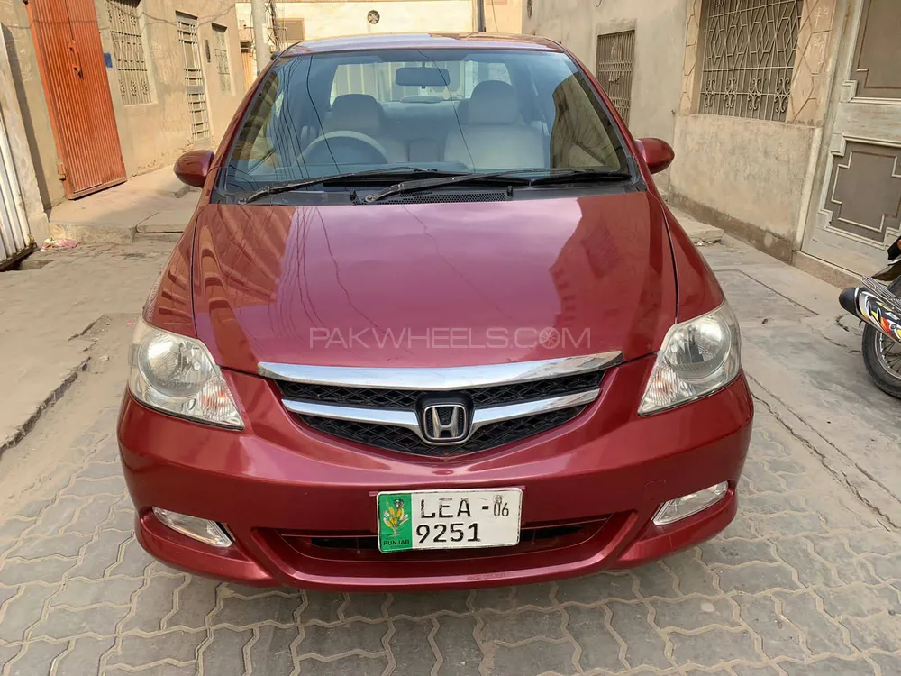 Honda City 2006 for Sale in Haroonabad Image-1