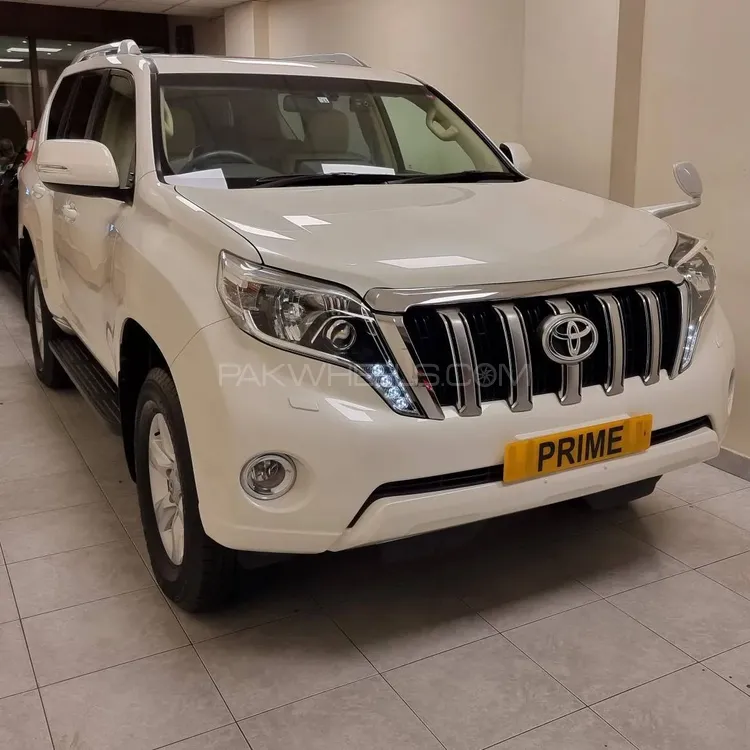 Toyota Prado 2017 for Sale in Karachi Image-1