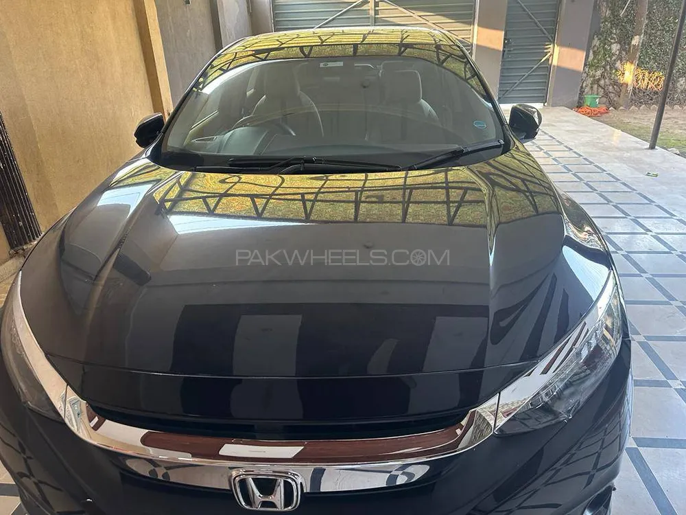 Honda Civic 2021 for Sale in Peshawar Image-1