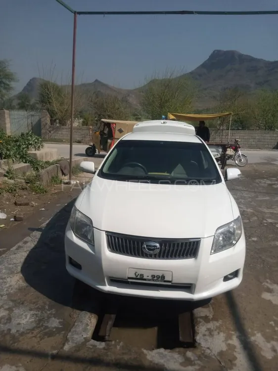 Toyota Corolla Axio 2007 for Sale in Peshawar Image-1