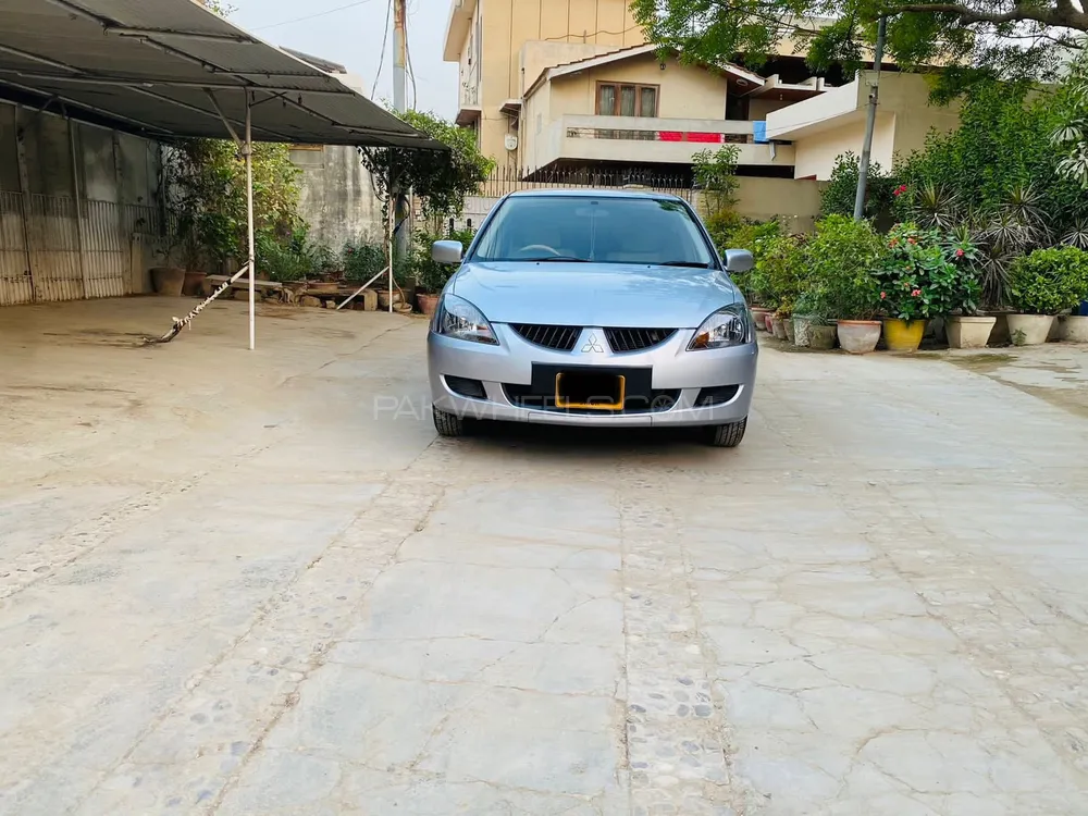 Mitsubishi Lancer 2004 for Sale in Karachi Image-1