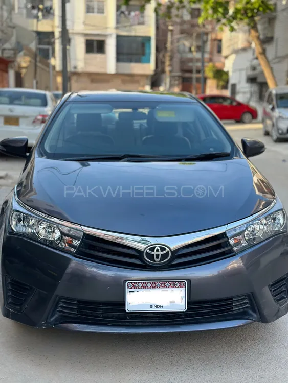 Toyota Corolla 2017 for Sale in Karachi Image-1