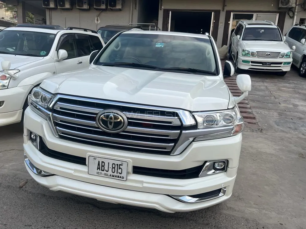 Toyota Land Cruiser 2016 for Sale in Lahore Image-1