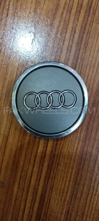 Audi geniune wheel cup Image-1