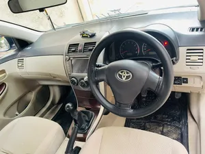 Toyota Corolla GLi 1.3 VVTi Ecotec  2013 for Sale