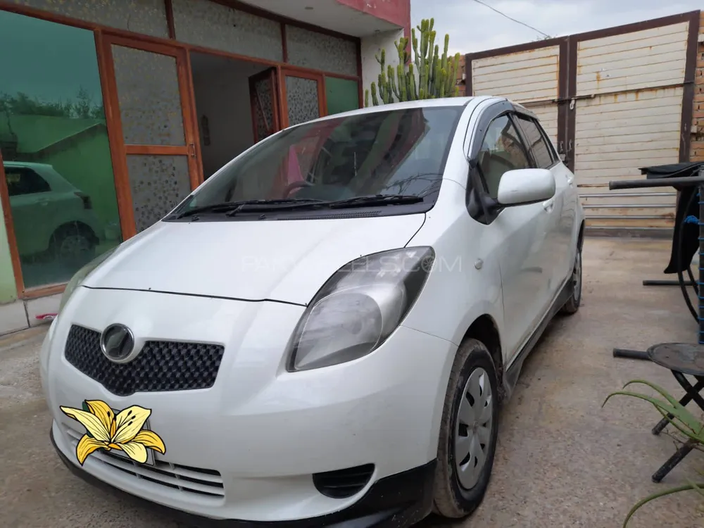 Toyota Vitz 2006 for Sale in Bannu Image-1