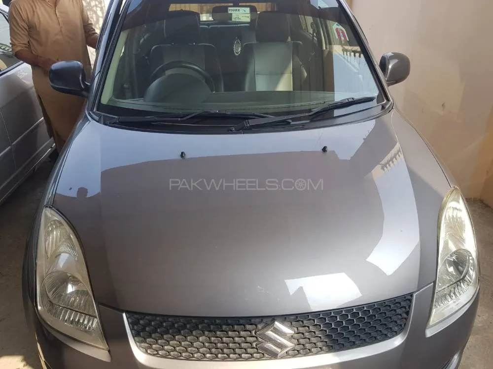Suzuki Swift 2015 for Sale in Lahore Image-1