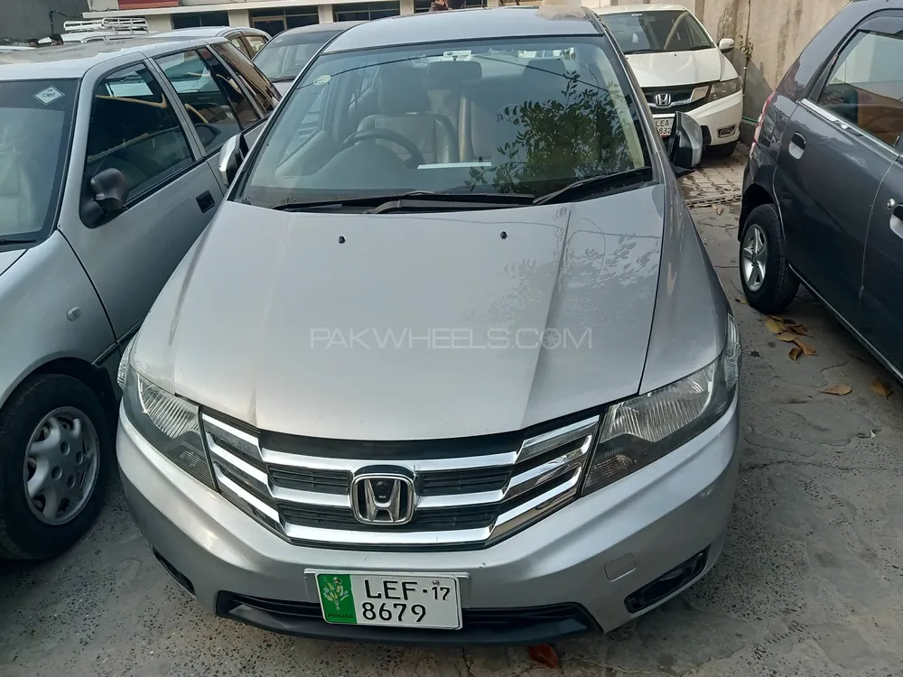 Honda City 2017 for Sale in Samanabad Image-1