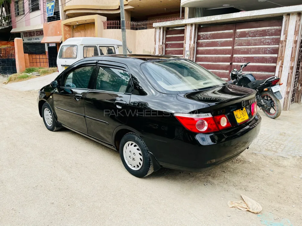 Honda City 2006 for Sale in Karachi Image-1
