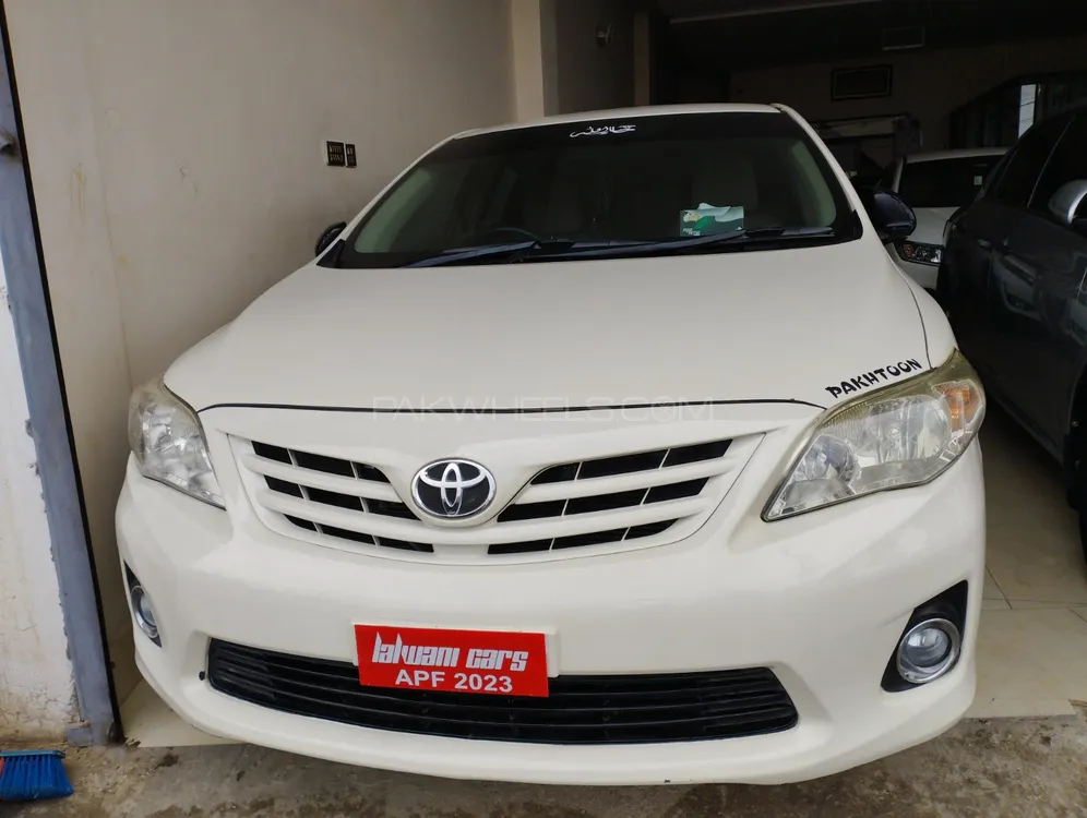 Toyota Corolla 2013 for Sale in Multan Image-1