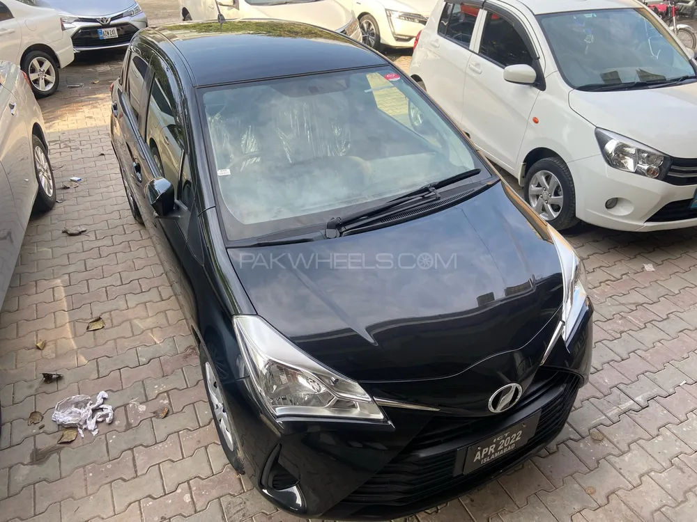 Toyota Vitz 2019 for Sale in Islamabad Image-1
