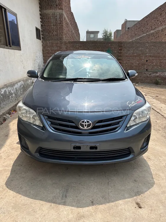 Toyota Corolla 2013 for Sale in Pindi Bhattian Image-1