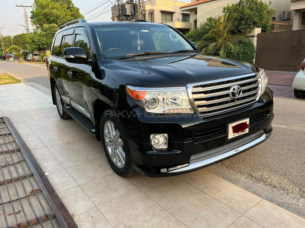 Toyota Land Cruiser 2013 for Sale in Islamabad Image-1