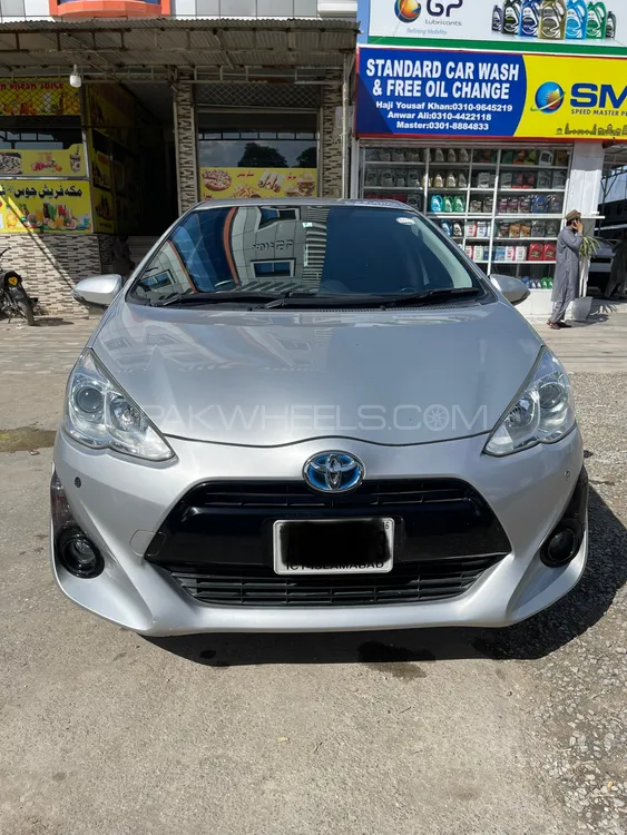 Toyota Aqua 2016 for Sale in Islamabad Image-1