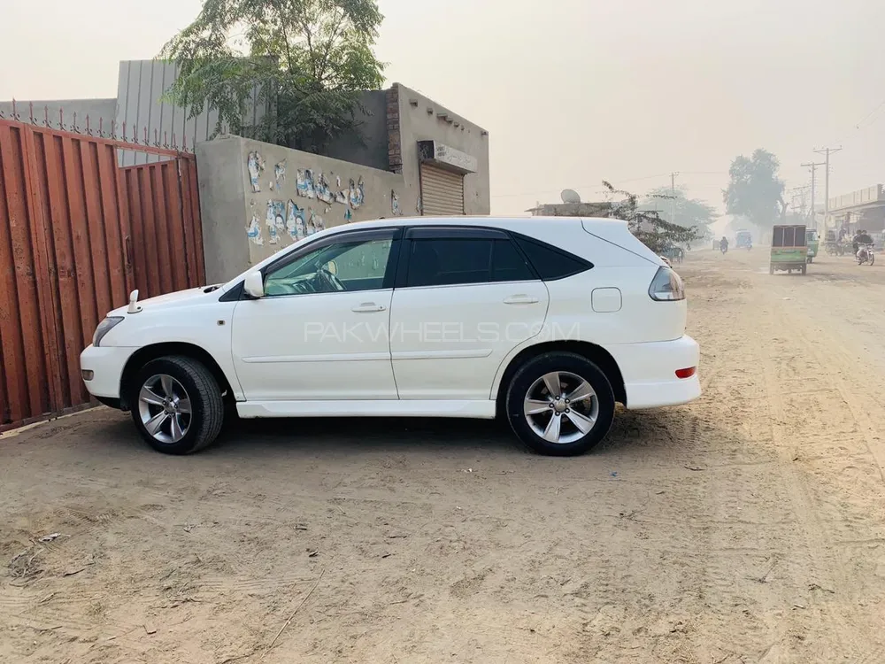 Toyota Harrier 2003 for Sale in Lahore Image-1