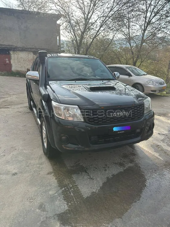 Toyota Hilux 2013 for Sale in Kotli Ak Image-1
