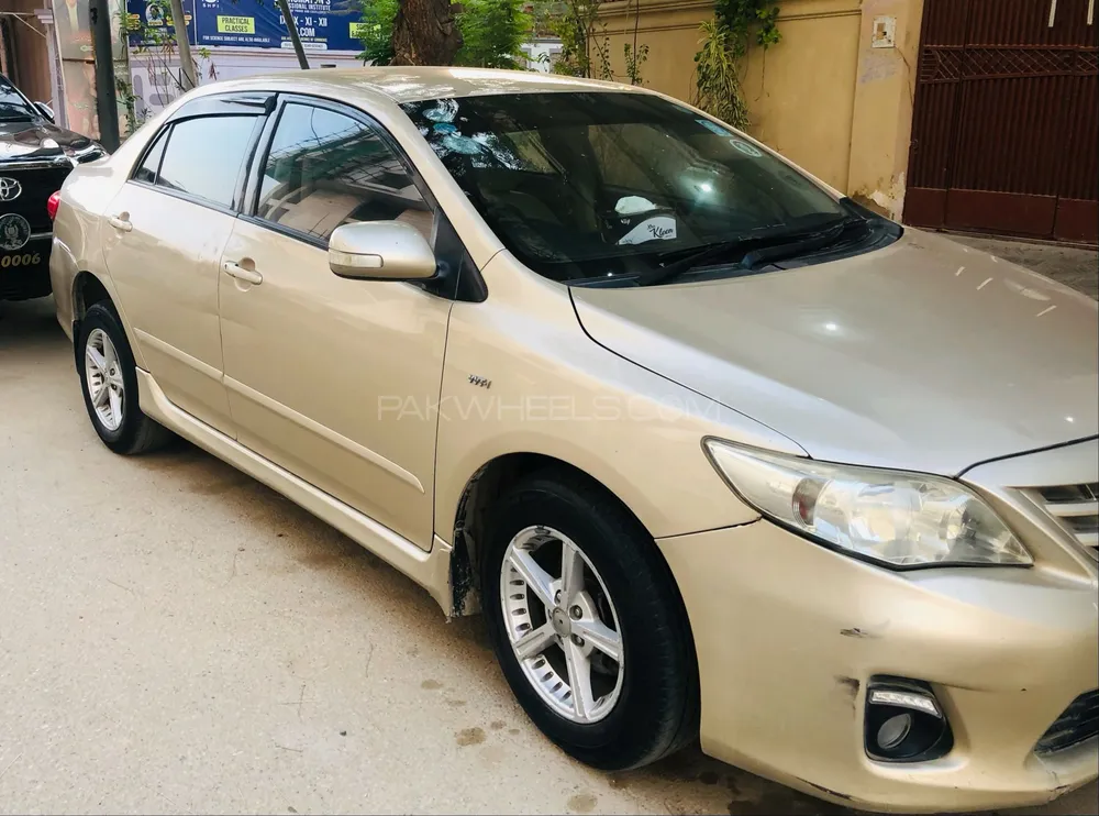 Toyota Corolla 2012 for Sale in Karachi Image-1