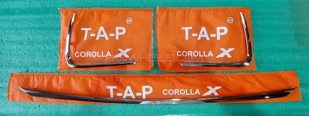 X Corolla 2022 bumper grill chrome 3pcs/set Image-1