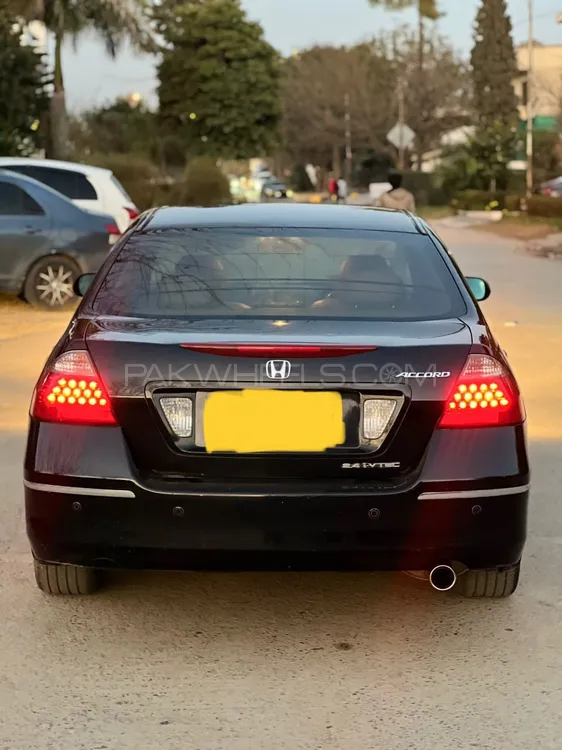 Honda Accord 2006 for Sale in Lahore Image-1