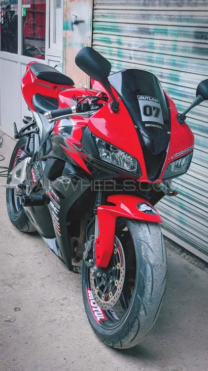 Honda CBR 600RR 2011 for Sale Image-1