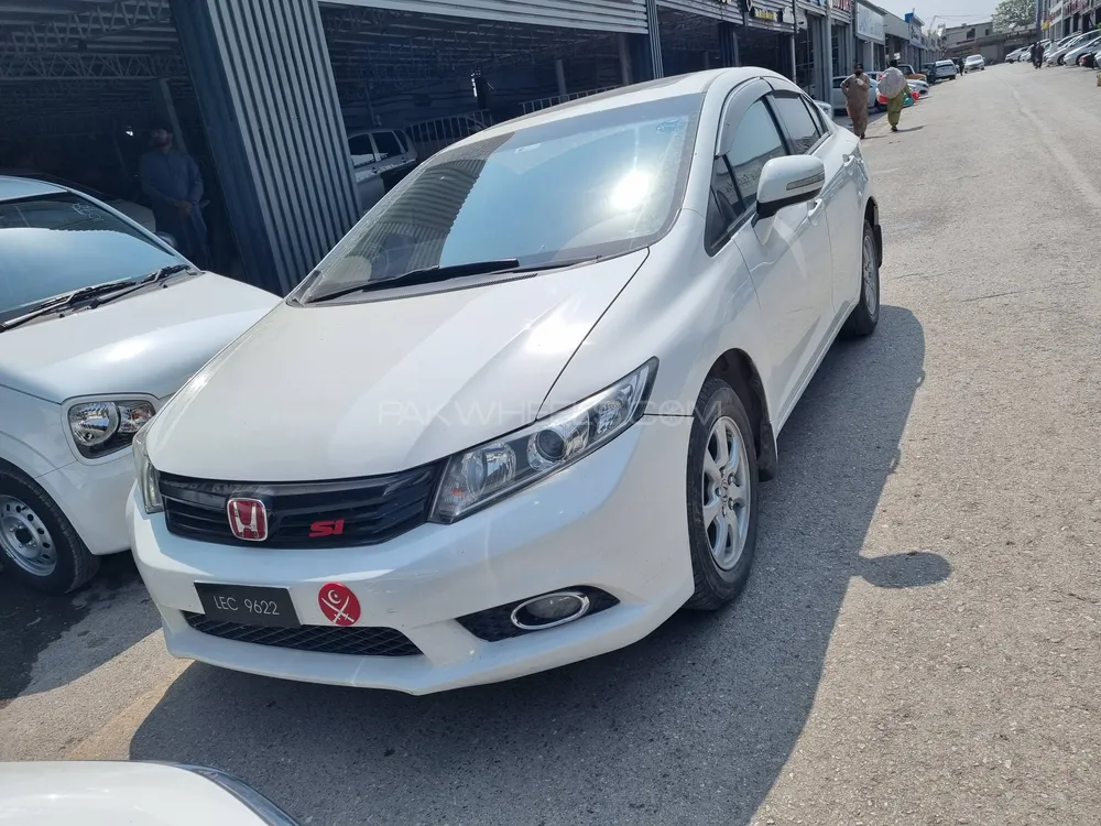 Honda Civic 2015 for Sale in Peshawar Image-1