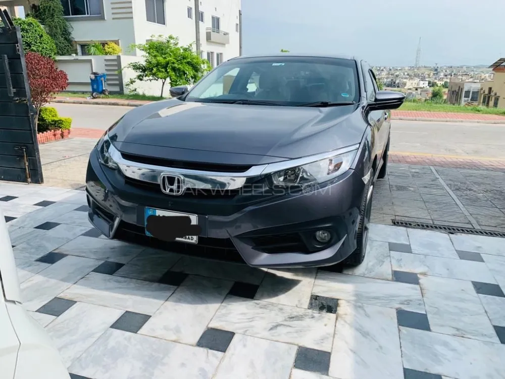 Honda Civic 2018 for Sale in Peshawar Image-1