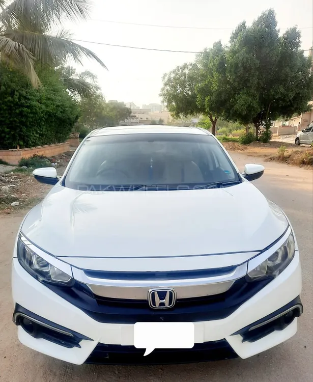 Honda Civic 2018 for Sale in Karachi Image-1